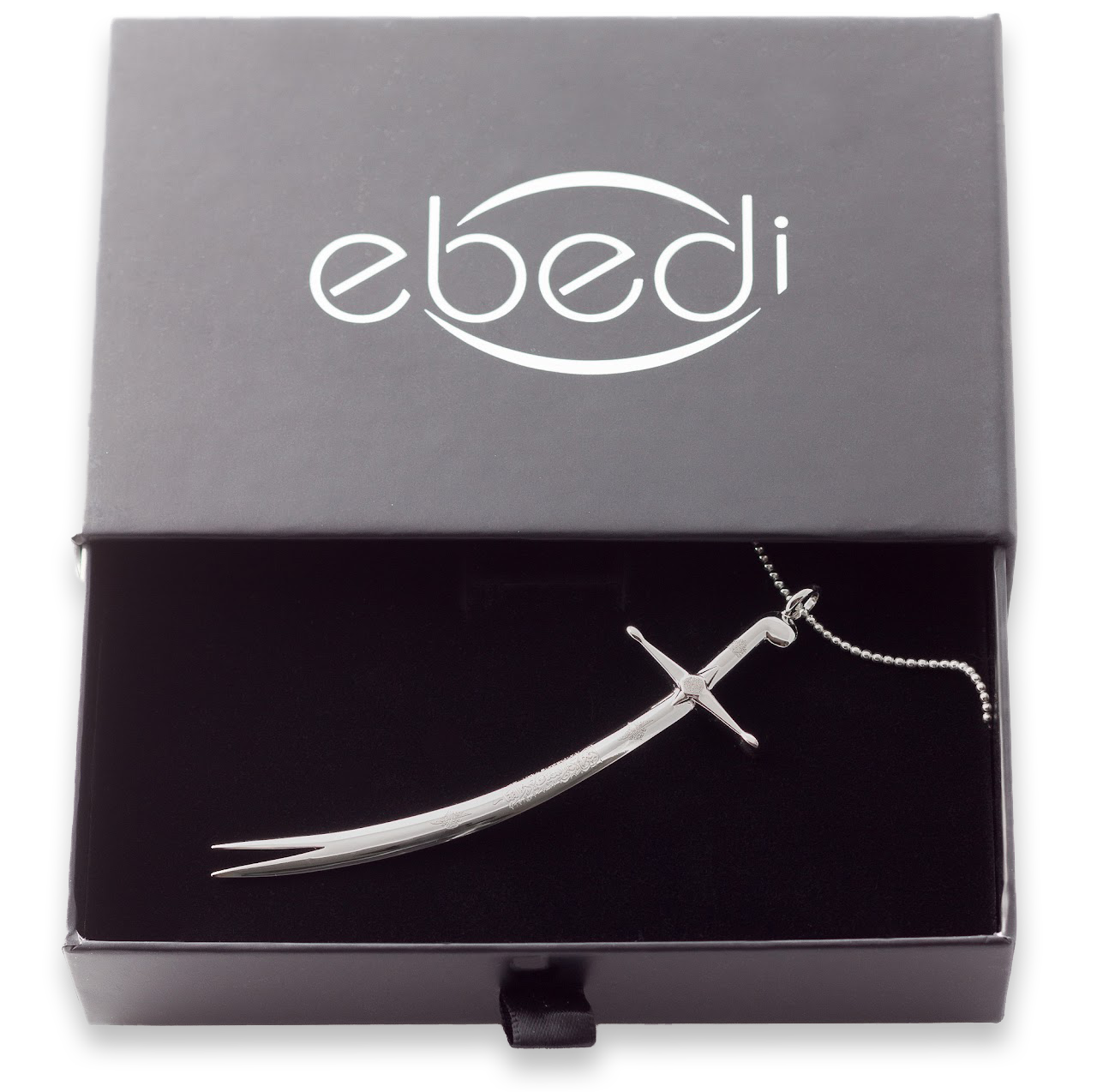 Ebedi pendant presented in its gift box